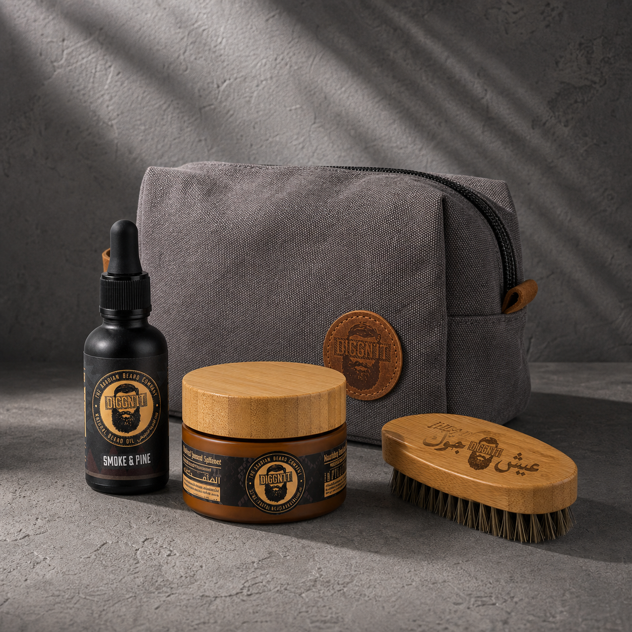 Diggn’It Giftable No-Brainer Kit with Smoke & Pine scent and Canvas Grey travel bag
